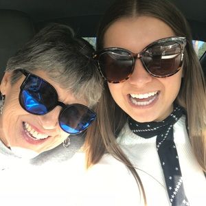 Meet your Posher, Anna